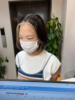 ショート カラー _WHITE 天神店 YUMEKA🐻のヘアスタイル