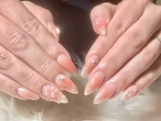 ネイル hohomi .のネイルデザイン