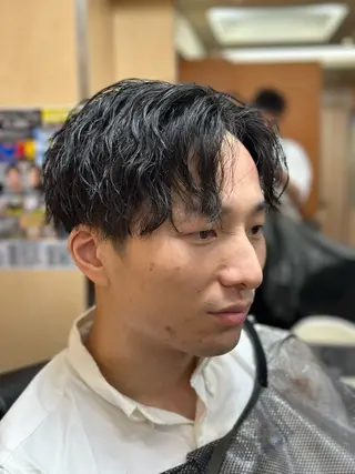 ショート パーマ メンズ 朝谷 巨海のヘアスタイル