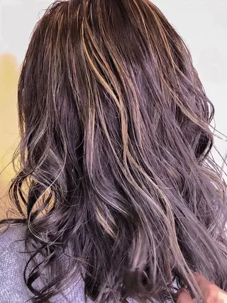 セミロング NYLON. 柏店所属・お悩み解決美容師🩷 ♠️ベテランそめやのヘアスタイル