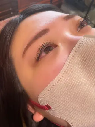 マツエク・マツパ アイブロウ 桑田 新菜のヘアスタイル