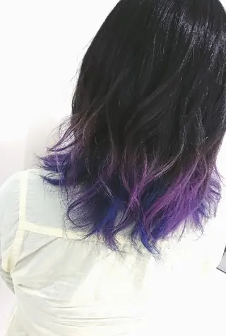 ミディアム カラー yoshi （髙橋）のヘアスタイル