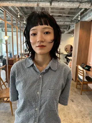 ミディアム パーマ カラー CEINE OURのヘアスタイル