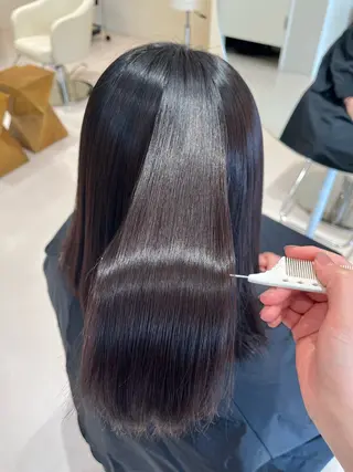 ミディアム toi所属・💙村岡 春陽💙のヘアスタイル