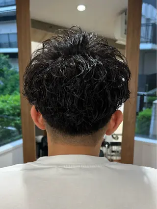 ショート パーマ メンズ メンズカット✂️ スキンフェード伊藤陸のヘアスタイル