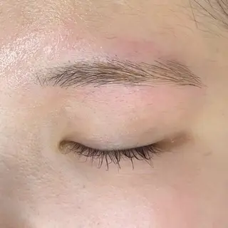 アイブロウ ななみ.⋆𝜗𝜚 艶カラー/まつパのヘアスタイル