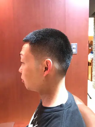 ショート パーマ メンズ 砂川 すながわのヘアスタイル