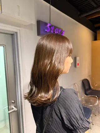 セミロング カラー NANAMI🩵 大人可愛い韓国ヘアのヘアスタイル