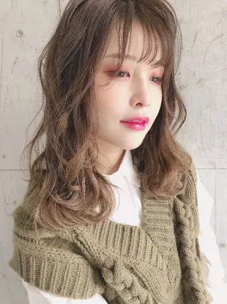 セミロング サロウィン銀座ray店所属・シノヅカ ケンゾーのヘアスタイル