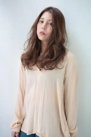 ロング 西川 仁のヘアスタイル