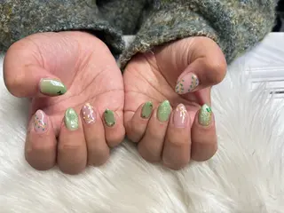 ネイル 長坂 若菜のネイルデザイン