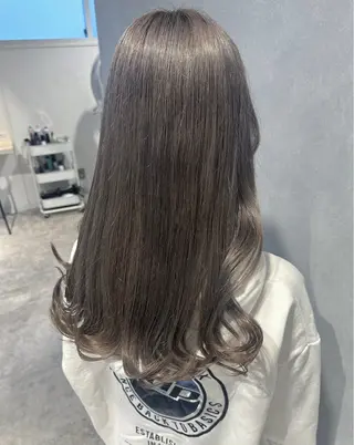 ロング カラー 唐澤 千尋のヘアスタイル