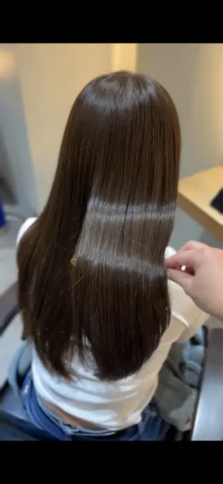 カラー ユイ🎀透明感カラー 耳つぼジュエリーのヘアスタイル