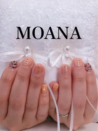 ネイル 石谷 詩織のネイルデザイン