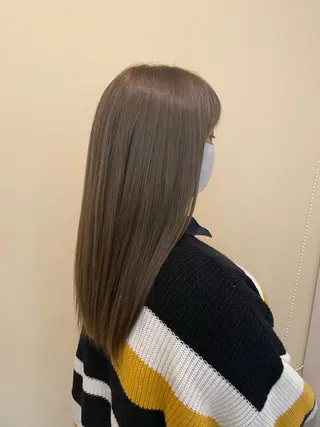 ロング カラー 佐々木 碧のヘアスタイル