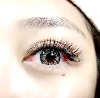 マツエク・マツパ さっちゃんのまつげ屋さん所属・まつげとまゆげ屋さん SAKIのマツエク・マツパデザイン