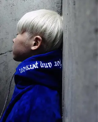 ショート カラー メンズ 【痛くないブリーチ】 野村友大のヘアスタイル