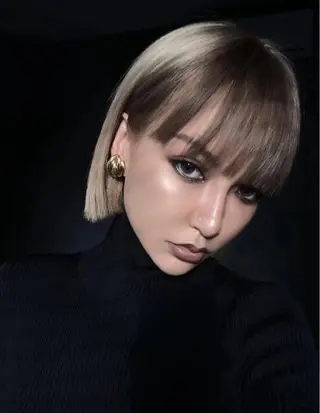 ショート カラー u hair所属・こばやし ももこのヘアスタイル