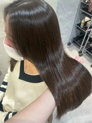 ロング カラー 若月 あやかのヘアスタイル