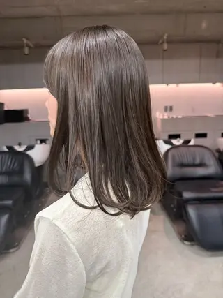 セミロング カラー 地毛風カラー/艶カラ ー/田中 育斗のヘアスタイル