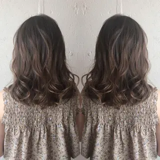 ミディアム あらき ちさとのヘアスタイル