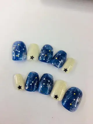 ネイル エルネイル アシスタントのネイルデザイン