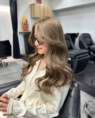 ロング カラー INTRO.by Fi-Ne所属・韓国ヘア 店長NEGIのヘアスタイル