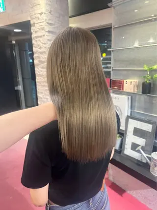 ロング カラー 水谷 亮太のヘアスタイル