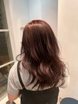 ロング シミズ リホのヘアスタイル