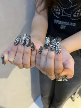 ネイル moca心斎橋所属・˚✧⁺⭐︎༚moca miyuu⁎⁺˳✧༚のネイルデザイン