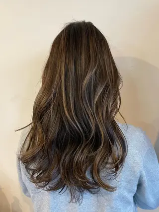 ロング カラー AKALA HAIR所属・AKALA HAIR 西宮店 Juriのヘアスタイル