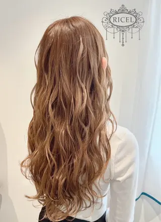 ロング ヘアアレンジ RICEL 原宿店のヘアスタイル