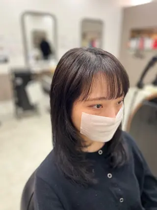 カラー 艶髪🥣透明感カラー 🫧前田奈津実のヘアスタイル