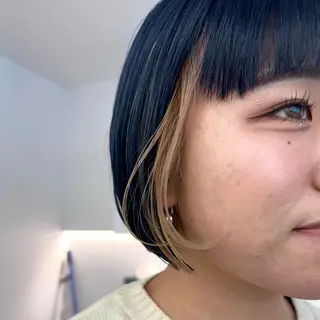 ショート ✨ブリーチ/顔周り レイヤー¦YUKA✨のヘアスタイル