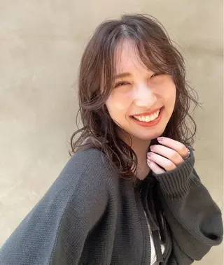 ロング パーマ UNHAIRbyshiomi H所属・十川 明優花のヘアスタイル