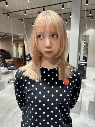 ミディアム カラー 進藤 叶羽のヘアスタイル