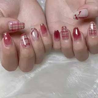 ネイル Laula🤍 ayakaのネイルデザイン