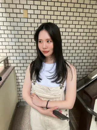 セミロング まろやか透明感カラー ♡MANAのヘアスタイル