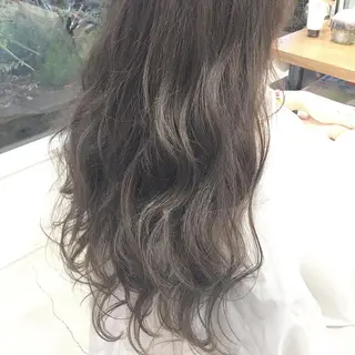 ロング カラー ture by gladのヘアスタイル