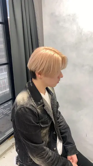 ショート 派手髪支持率No1 Eisukeのヘアスタイル