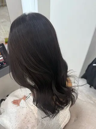 セミロング カラー ate.心斎橋 RYUKAのヘアスタイル