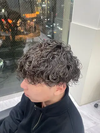 パーマ メンズ 🐥くまがい💛 ダブルカラー／パーマのヘアスタイル