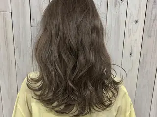 セミロング カラー パーマ Rowel ローウェルのヘアスタイル