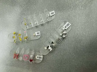 ネイル ネイルサロンLAF所属・伊藤 文のネイルデザイン