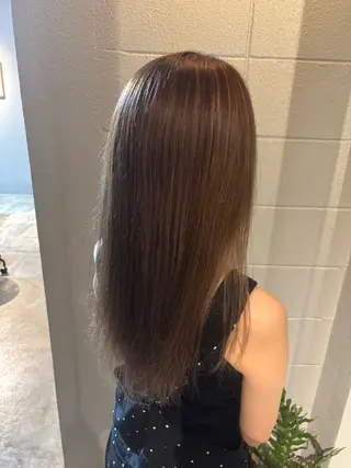 カラー 上里 清花のヘアスタイル