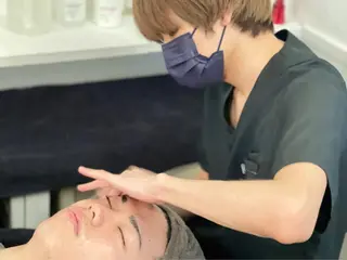 メンズ メンズフェイシャル アイブロウ・ルースのエステ・リラクイメージ