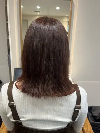 ミディアム 小鴨 美佳のヘアスタイル