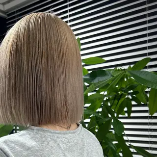 ショート 艶カラー/レイヤー /メンズ/マツエクのヘアスタイル