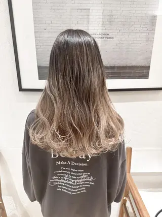 セミロング 佐藤/本物志向の 髪質改善サロンのヘアスタイル