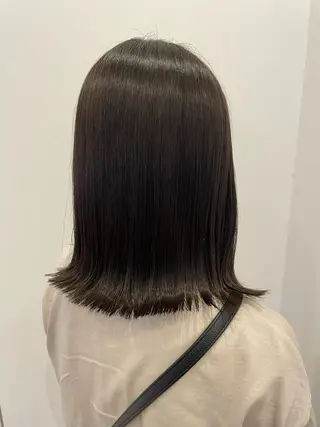 ミディアム 古澤 あかねのヘアスタイル